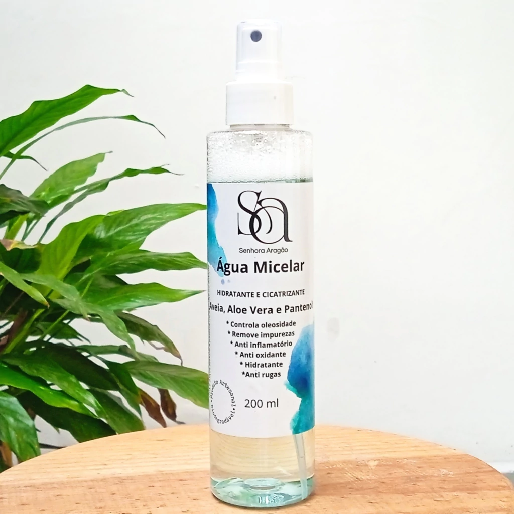 1000452218-1582ac3abc8c332a5417564858326362-1024-1024 Água Micelar Aloe Vera, Aveia e Pantenol 200ml - Imagem 1
